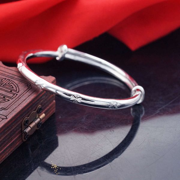 s999 pure silver bracelet four leaf clover korean version women's simple student versatile fresh mori silver bracelet, Black
s999 pure silver bracelet four leaf clover korean version women's simple student versatile fresh mori silver bracelet, Black