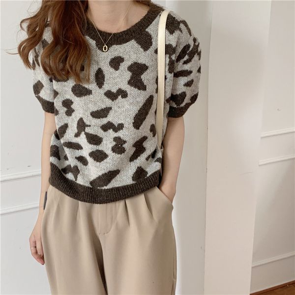 sweaters early autumn leopard print short sleeve knitted women korean loose lazy style chic fashion o-neck sweater, White;black
sweaters early autumn leopard print short sleeve knitted women korean loose lazy style chic fashion o-neck sweater, White;black