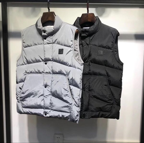super stone colorful winter fall down duck shadow compass badge sleeveless jacket vest island project, Black
super stone colorful winter fall down duck shadow compass badge sleeveless jacket vest island project, Black