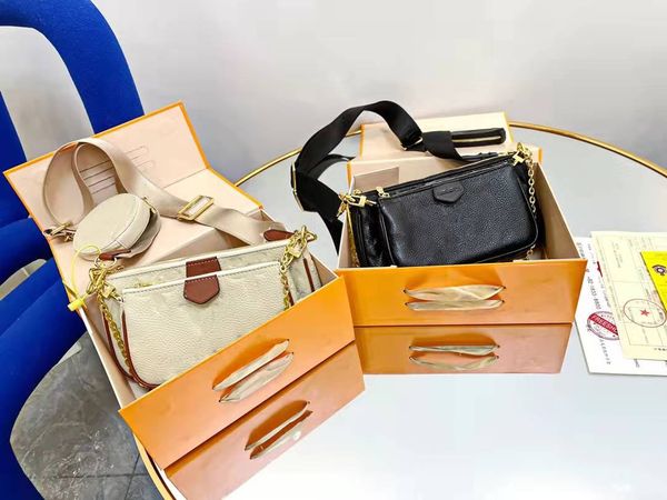 fashion brand presbyterie women like cowhide mahjong bag three-in-one overlay bag embossed single shoulder slant three sets
fashion brand presbyterie women like cowhide mahjong bag three-in-one overlay bag embossed single shoulder slant three sets