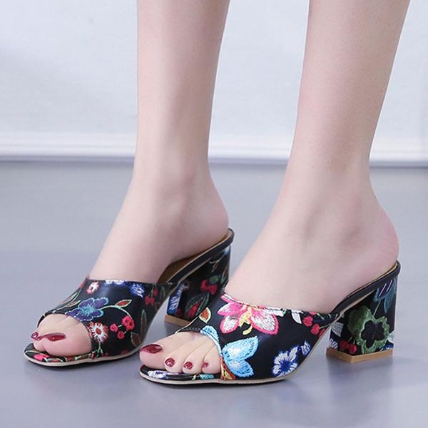 slippers women slipper summer open toed printed high heels heel sandals square with a thick word drag, Black
slippers women slipper summer open toed printed high heels heel sandals square with a thick word drag, Black