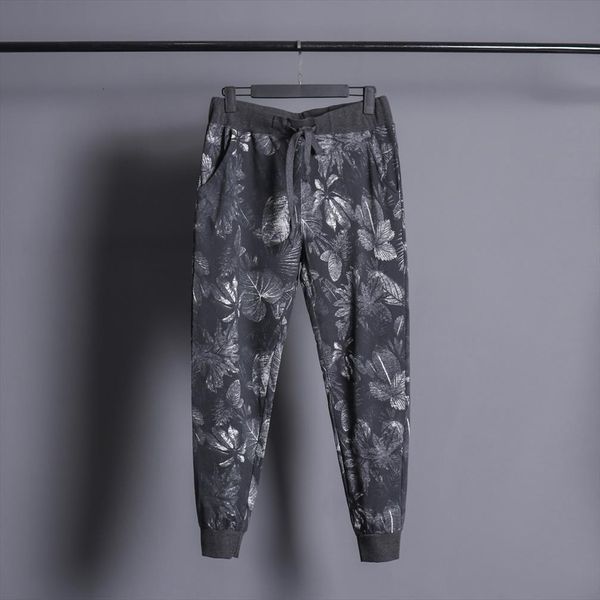 spring autumn black camouflage womens capri flare cotton casual sweatpants good quality high waisted streetwear xl, Black;white 
spring autumn black camouflage womens capri flare cotton casual sweatpants good quality high waisted streetwear xl, Black;white