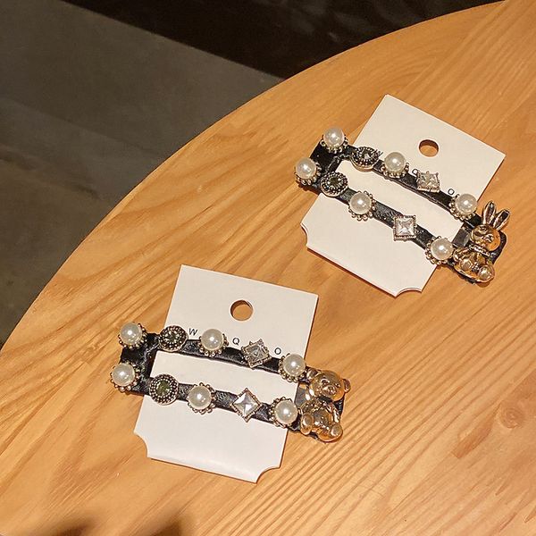 micro diamond versatile pearl hairpin fashion minority design simple one line net red personality sweet side clip girl, Golden;silver
micro diamond versatile pearl hairpin fashion minority design simple one line net red personality sweet side clip girl, Golden;silver