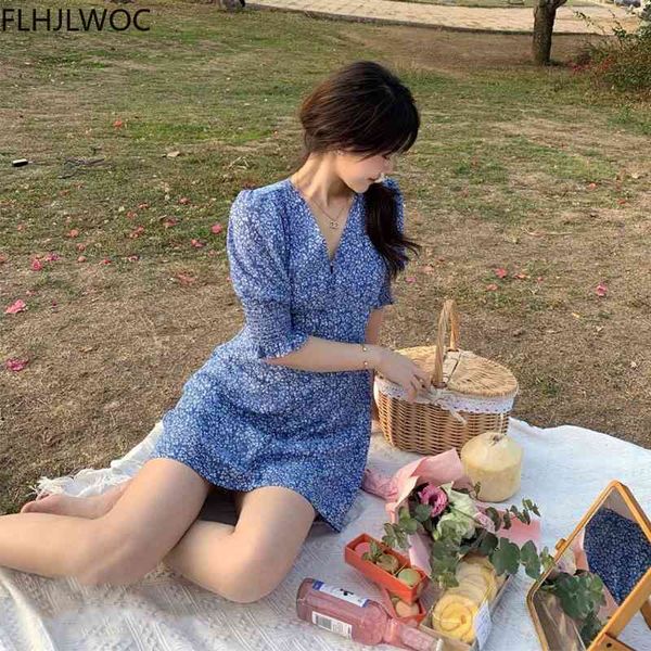 casual dresses holiday summer japanese lolita style cute sweet girls women v neck short sleeve a line floral print mini chic ctif, Black;gray
casual dresses holiday summer japanese lolita style cute sweet girls women v neck short sleeve a line floral print mini chic ctif, Black;gray