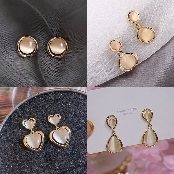 3eo flower temper nd stud erringsment qulity texture personlity two earrings korean temperament net red s925 silver needle earrings, Golden;silver
3eo flower temper nd stud erringsment qulity texture personlity two earrings korean temperament net red s925 silver needle earrings, Golden;silver