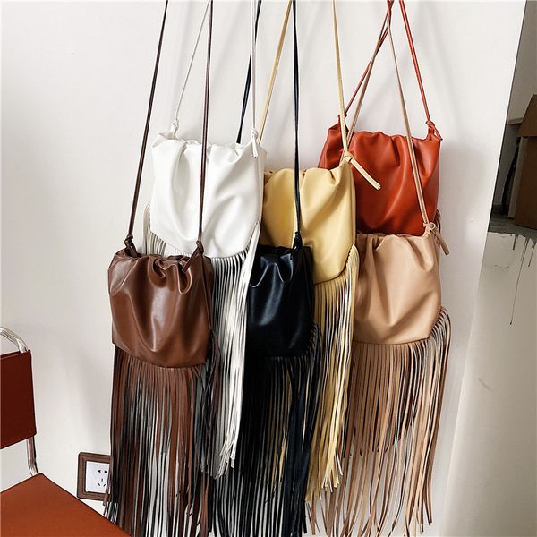 bag fashion new red messenger large-capacity 2021 cross-border net texture tassel female one-shoulder retro safjj
bag fashion new red messenger large-capacity 2021 cross-border net texture tassel female one-shoulder retro safjj