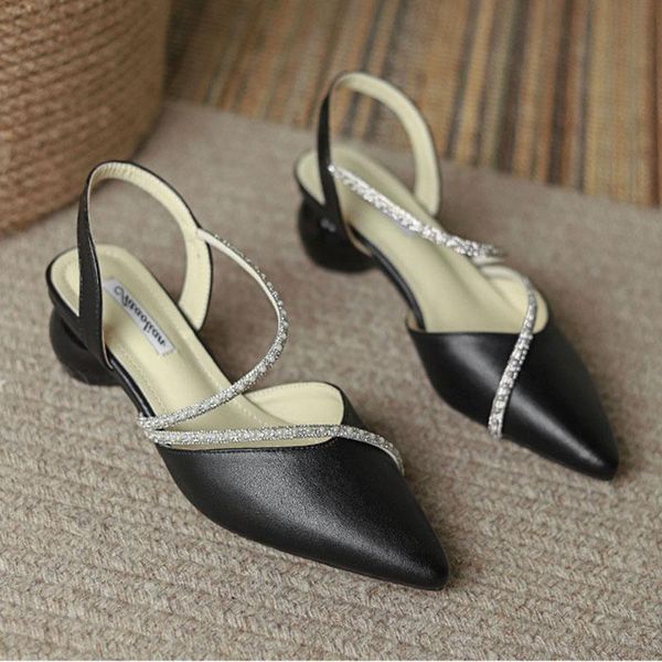 chic pearl crystal band modern sandals women 2021 slippers summer shoes woman sandales pointed toe round heels sandalias femme, Black
chic pearl crystal band modern sandals women 2021 slippers summer shoes woman sandales pointed toe round heels sandalias femme, Black