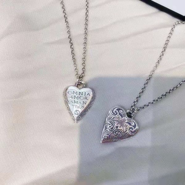 new s925 silver heart-shaped three-dimensional carving pattern pendant lovers necklace valentine's day gift exclusive fine jewel
new s925 silver heart-shaped three-dimensional carving pattern pendant lovers necklace valentine's day gift exclusive fine jewel