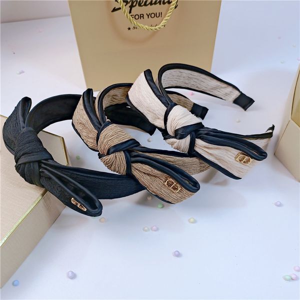 75% off design new wrinkled wide edge fabric hair hoop elegant head wind butterfly hair clip jewelry, Silver
75% off design new wrinkled wide edge fabric hair hoop elegant head wind butterfly hair clip jewelry, Silver