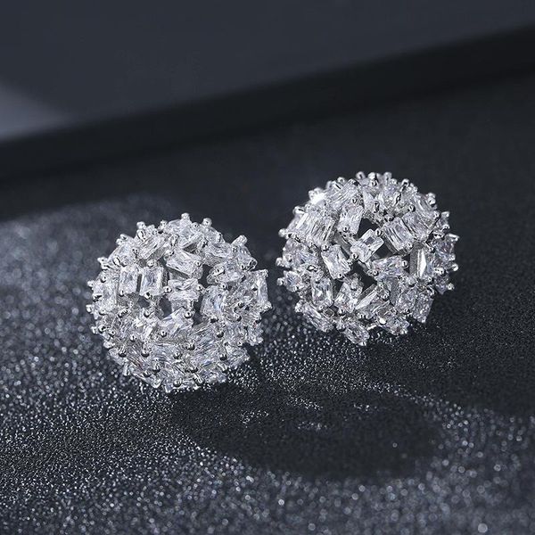 stud simple atmospheric temperament geometric zircon copper earrings wholesale fashion personality luxury, Golden;silver
stud simple atmospheric temperament geometric zircon copper earrings wholesale fashion personality luxury, Golden;silver