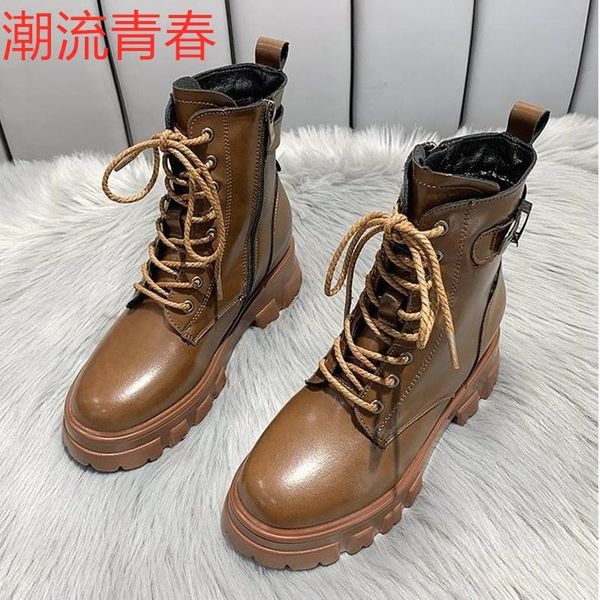 boots woman winter warm wool female comfortable platform 2021 for women with velvet cotton, Black
boots woman winter warm wool female comfortable platform 2021 for women with velvet cotton, Black