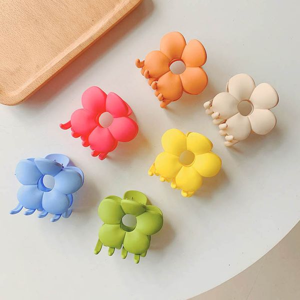 girls hair accessories hairclips bb clip barrettes clips autumn colored flowers grab candy-colored claw ornaments d3121, Slivery;white
girls hair accessories hairclips bb clip barrettes clips autumn colored flowers grab candy-colored claw ornaments d3121, Slivery;white