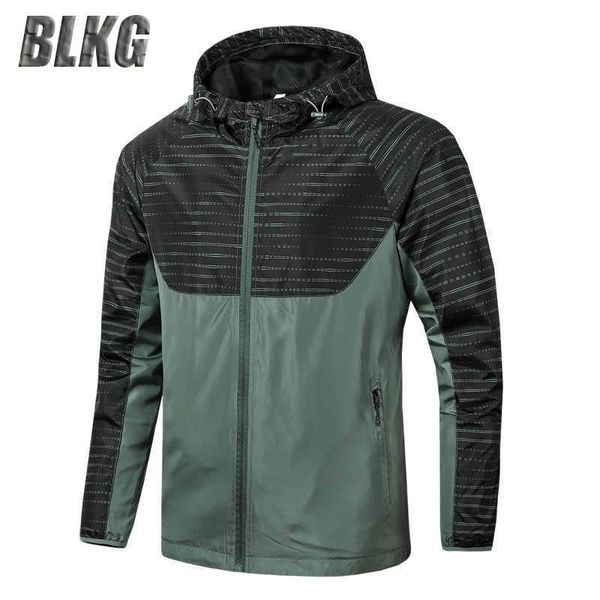 men's jackets spring waterproof jacket for men style hooded mesh breathable outdoor coats chaquetas hombre size -4xl 5a3f, Black;brown
men's jackets spring waterproof jacket for men style hooded mesh breathable outdoor coats chaquetas hombre size -4xl 5a3f, Black;brown