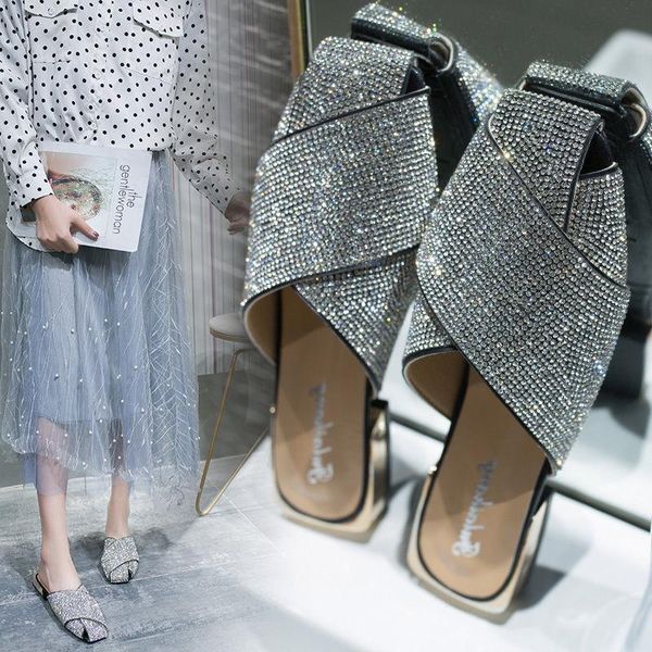 dress shoes style women's slippers with single and baotou for women to wear fashion student net red low heel water drill, Black
dress shoes style women's slippers with single and baotou for women to wear fashion student net red low heel water drill, Black