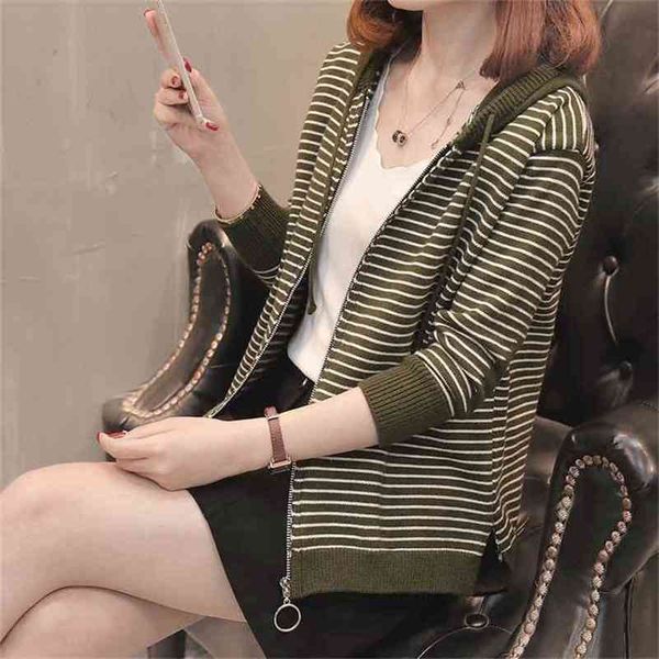 striped hooded collar cardigan sweater women long sleeve side slit design drawstring zipper female spring autumn 210427, White;black
striped hooded collar cardigan sweater women long sleeve side slit design drawstring zipper female spring autumn 210427, White;black