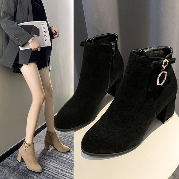 fall / winter martin boots suede thick heel high fashionable round head zipper short tube women's, Black
fall / winter martin boots suede thick heel high fashionable round head zipper short tube women's, Black