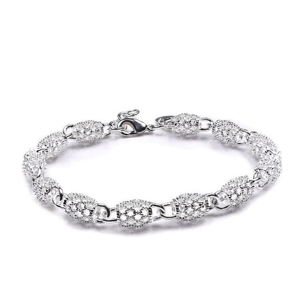 charm bracelets bead silver bracelet pendant ladies hollow design elegant and exquisite fashion jewelry, Golden;silver
charm bracelets bead silver bracelet pendant ladies hollow design elegant and exquisite fashion jewelry, Golden;silver