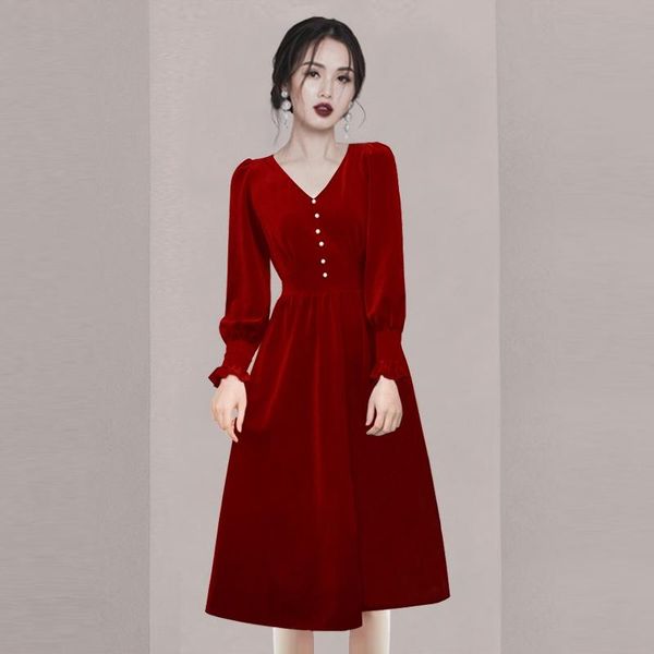 runway autumn party dresses elegant women wine red velvet puff sleeve ladies vintage v neck dress vestidos casual, Black;gray
runway autumn party dresses elegant women wine red velvet puff sleeve ladies vintage v neck dress vestidos casual, Black;gray