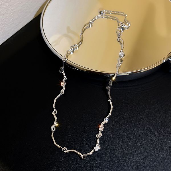 chain women pendants korean fashion style personal diamond inlaid curved bracelet necklace neck collar bone net red temperament design, Silver
chain women pendants korean fashion style personal diamond inlaid curved bracelet necklace neck collar bone net red temperament design, Silver