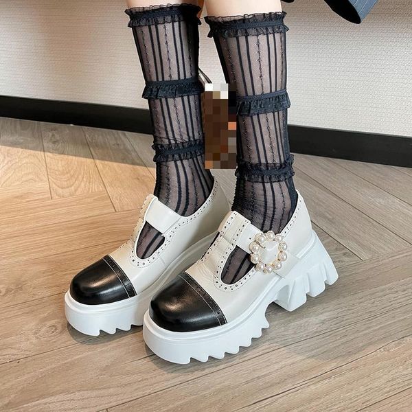 dress shoes retro thick soled single 2021 autumn mary janes small leather women high-heeled string bead platform lady, Black
dress shoes retro thick soled single 2021 autumn mary janes small leather women high-heeled string bead platform lady, Black