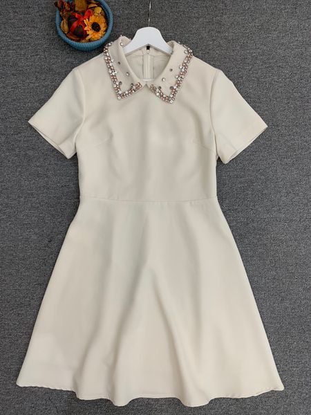 ladies fashion quality dress 2021 summer new european station light luxury diamond collar triacetic acid short sleeved skirt, Black;gray
ladies fashion quality dress 2021 summer new european station light luxury diamond collar triacetic acid short sleeved skirt, Black;gray