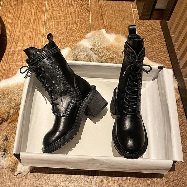 boots 2021 ann thick heel high british women's black lace up round head versatile short trend
boots 2021 ann thick heel high british women's black lace up round head versatile short trend