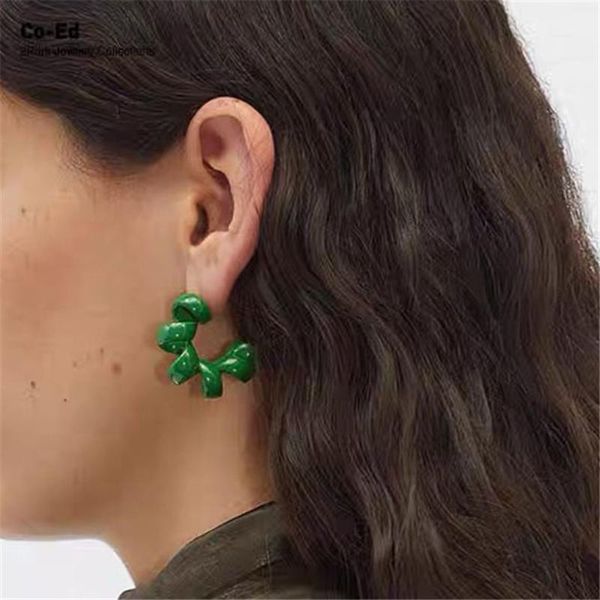 hoop & huggie telephone wire earring charm fashion color metal wavy spray painted lady c shape earrings girl jewelry gift, Golden;silver
hoop & huggie telephone wire earring charm fashion color metal wavy spray painted lady c shape earrings girl jewelry gift, Golden;silver