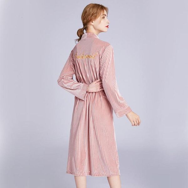 duoyiduo&hol. nightgown women's spring velvet wedding gown embroidered bridesmaid cardigan morning gifts sleepwear bwlg, Black;red
duoyiduo&hol. nightgown women's spring velvet wedding gown embroidered bridesmaid cardigan morning gifts sleepwear bwlg, Black;red