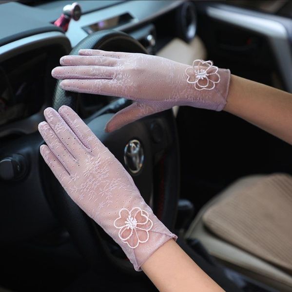 five fingers gloves cool lace driving non-slip sunscreen korean fashion ultra-thin stretch touch screen, Blue;gray
five fingers gloves cool lace driving non-slip sunscreen korean fashion ultra-thin stretch touch screen, Blue;gray