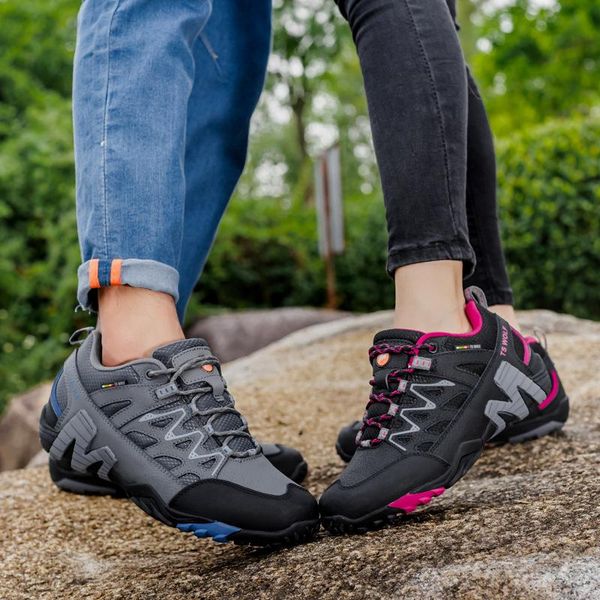 waterproof leather outdoor hiking shoes for men and women couples sports wear-resistant travel boots, Black
waterproof leather outdoor hiking shoes for men and women couples sports wear-resistant travel boots, Black