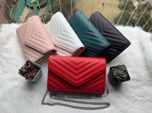 22ss genuine leather handbag comes chain bag women luxurys fashion designers bags female clutch classic girl handbags266e, Red;black
22ss genuine leather handbag comes chain bag women luxurys fashion designers bags female clutch classic girl handbags266e, Red;black