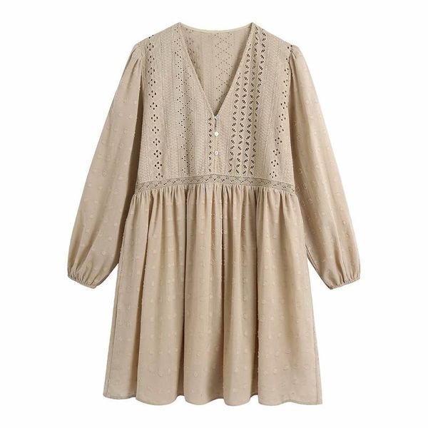 casual dresses women embroidery romantic dress v neck three quarter sleeve back button females mini vestidos, Black;gray
casual dresses women embroidery romantic dress v neck three quarter sleeve back button females mini vestidos, Black;gray