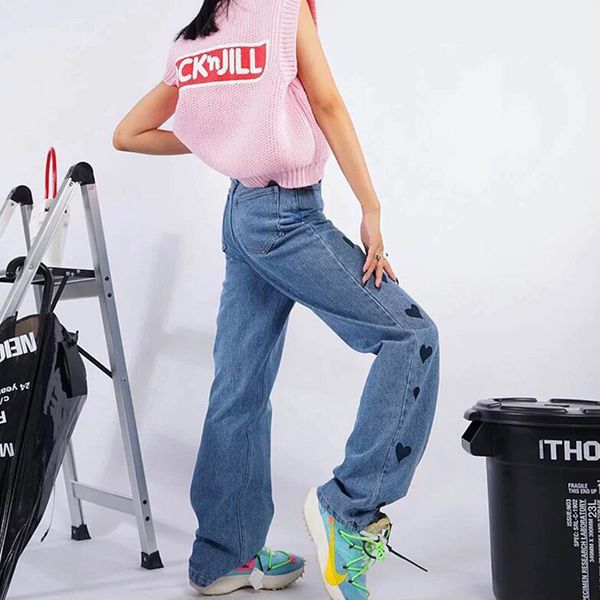 women's upper-waisted brim loosen thin, broad leg denim 2021-autumn brand- winter heart-shaped print fashionable casual pants, Blue
women's upper-waisted brim loosen thin, broad leg denim 2021-autumn brand- winter heart-shaped print fashionable casual pants, Blue