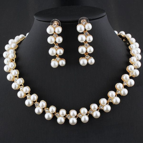 earrings & necklace classic ladies wedding jewelry imitation pearl inlaid dress accessories gold color, Silver
earrings & necklace classic ladies wedding jewelry imitation pearl inlaid dress accessories gold color, Silver