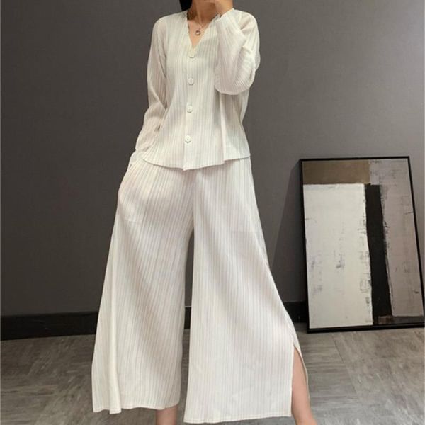 spring large size pleated two-piece set korean fashion solid color loose high waist split wide leg pants ii3k women's two piece, White
spring large size pleated two-piece set korean fashion solid color loose high waist split wide leg pants ii3k women's two piece, White