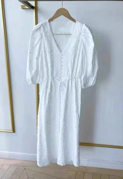 dsigners fadan family new sweet style vneck lace embroidery bubble sleeve lace up dress, White;black
dsigners fadan family new sweet style vneck lace embroidery bubble sleeve lace up dress, White;black