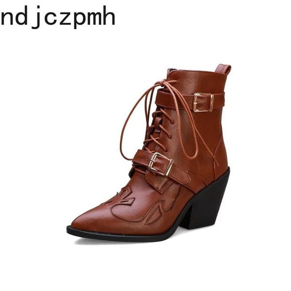 boots women's the winter fashion pointed lace-up wedge high heel shoes plus size 33-48 height 8cm black
boots women's the winter fashion pointed lace-up wedge high heel shoes plus size 33-48 height 8cm black