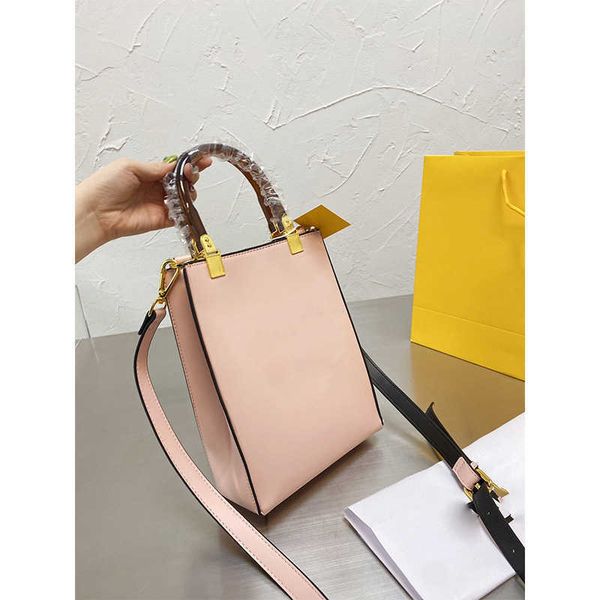letter printed shopping bag fen simple fashion leisure hand with shoulder strap commuting practical factory outletzly
letter printed shopping bag fen simple fashion leisure hand with shoulder strap commuting practical factory outletzly