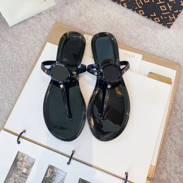 2021 summer jelly slippers women luxury designer sandals candy colors transparent slides ladies fashion flat beach flip-flops ff shoes, Black
2021 summer jelly slippers women luxury designer sandals candy colors transparent slides ladies fashion flat beach flip-flops ff shoes, Black