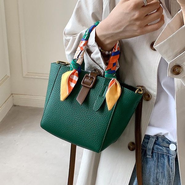 evening bags vintage scarves tote bag 2021 larger canvas luxury designer women handbag pu litchi stria shoulder purses
evening bags vintage scarves tote bag 2021 larger canvas luxury designer women handbag pu litchi stria shoulder purses