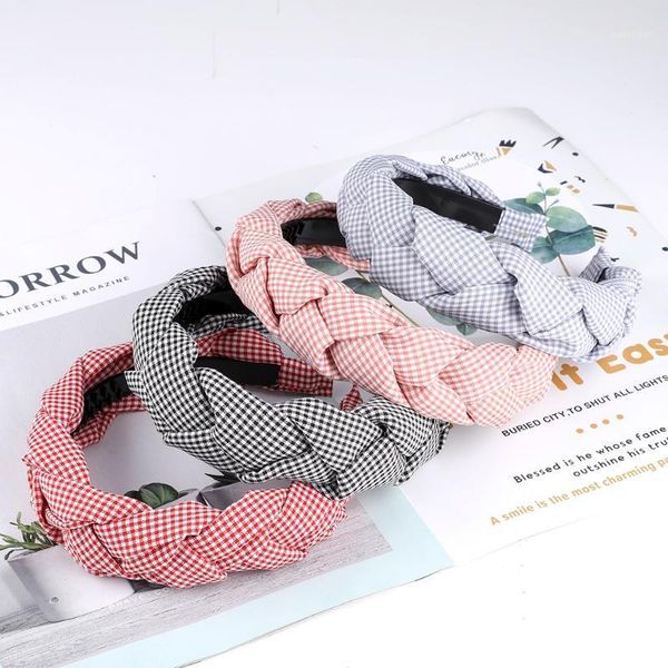trendy retro wide knotted headband for women hairband anti-slip sawtooth crystal hairbands hair accessories1
trendy retro wide knotted headband for women hairband anti-slip sawtooth crystal hairbands hair accessories1