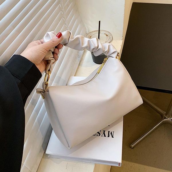 shoulder bags niche design women's bag all-match 2021 high-end crossbody handbag square width: 24cm
shoulder bags niche design women's bag all-match 2021 high-end crossbody handbag square width: 24cm
