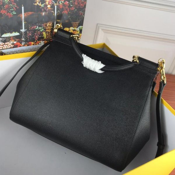 women tote bag genuine leather shoulder bags lager capacity shopping handbag golden hardware ajustable strap handbags wallet
women tote bag genuine leather shoulder bags lager capacity shopping handbag golden hardware ajustable strap handbags wallet