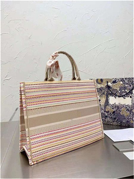 2021 casual large-capacity bags shoulder bag fashion ladies luxury designer shopping handbag all-match handbags satin fabric
2021 casual large-capacity bags shoulder bag fashion ladies luxury designer shopping handbag all-match handbags satin fabric