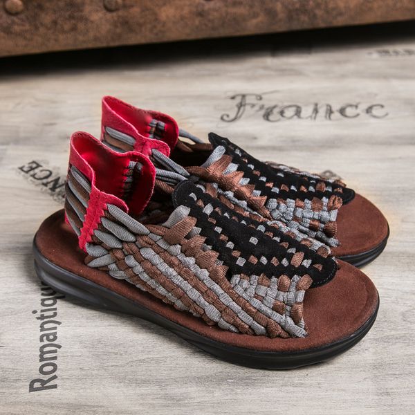 2021 summer brown fashion designer sandals men outdoor high-quality flat bridge sandals couples elastic slip-on casual shoes men, Black
2021 summer brown fashion designer sandals men outdoor high-quality flat bridge sandals couples elastic slip-on casual shoes men, Black