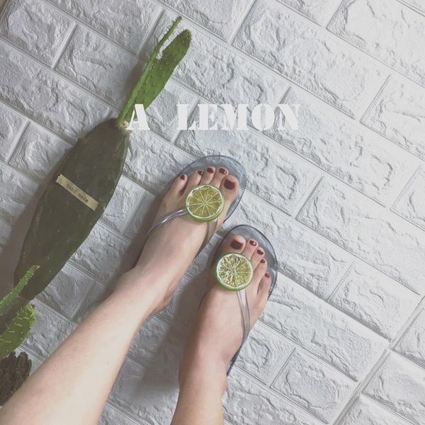 slippers flip-flops female fresh lemon pinches cool jelly transparent crystal women shoes, Black
slippers flip-flops female fresh lemon pinches cool jelly transparent crystal women shoes, Black