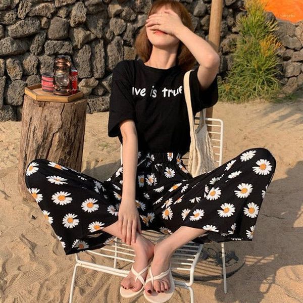 women's pants & capris long college style loose wide leg elastic high waist daisy print, Black;white
women's pants & capris long college style loose wide leg elastic high waist daisy print, Black;white