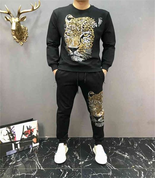 tracksuits winter padded rhinestone sportswear casual wear two-piece men's suit, Gray
tracksuits winter padded rhinestone sportswear casual wear two-piece men's suit, Gray