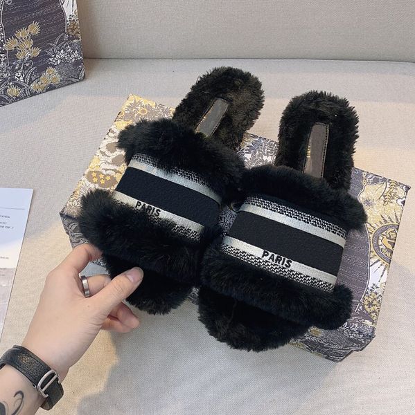 luxury design wool women slippers embroidery letter trendy winter sheep plush warm slippers flat shoes ladies indoor casual fluffy scuffs, Black
luxury design wool women slippers embroidery letter trendy winter sheep plush warm slippers flat shoes ladies indoor casual fluffy scuffs, Black