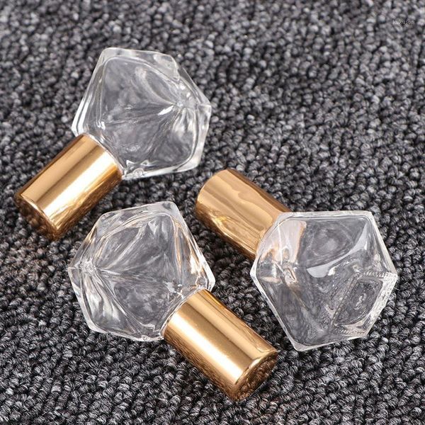 storage bottles & jars 3pcs 8ml mini glass roll-on alloy cover refillable essential oils bottle travel empty cosmetic containers perfume
storage bottles & jars 3pcs 8ml mini glass roll-on alloy cover refillable essential oils bottle travel empty cosmetic containers perfume